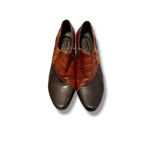 L'Artiste Spring Step Joella‎ Shoes Size 39 Brown Leather Heels Button Detail - Picture 2 of 13